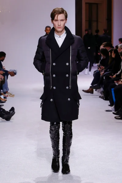 Look 59